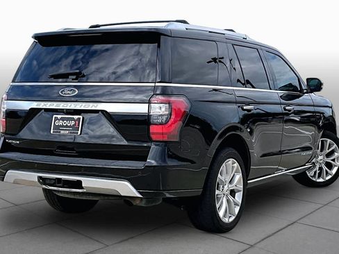 Used 2019 Ford Expedition Platinum RWD image 12