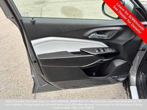 New 2025 Chevrolet Trax LT w/ Driver Confidence Package image 10