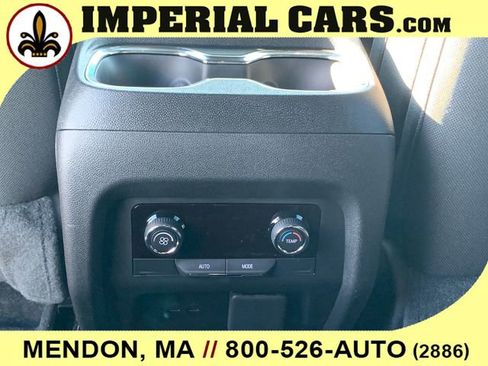 New 2026 Chevrolet Traverse LT image 19