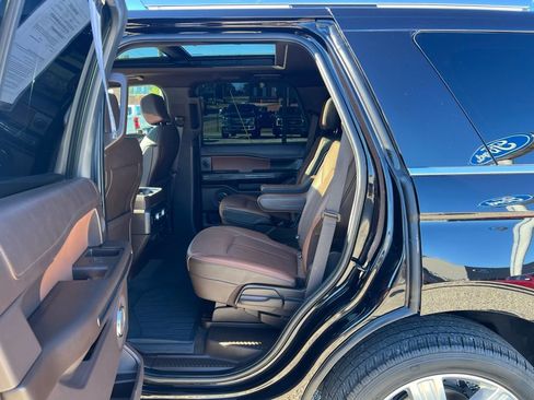 Used 2022 Ford Expedition King Ranch image 17