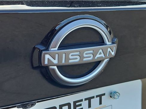 Used 2025 Nissan Kicks S image 28