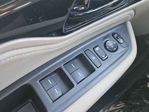 Used 2021 Honda Odyssey Touring image 15