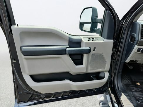 Used 2022 Ford F350 XL w/ STX Appearance Package AWD/4WD image 20