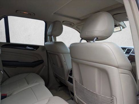 Used 2014 Mercedes-Benz ML 350 2WD image 25