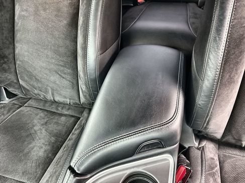 Used 2022 Dodge Challenger R/T Scat Pack w/ Shaker Package RWD image 20