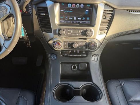 Used 2020 Chevrolet Tahoe LT image 12