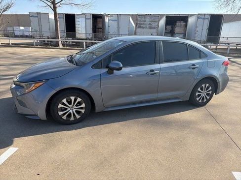 Certified 2022 Toyota Corolla LE image 5