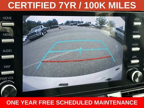 Used 2024 Toyota Sienna XLE FWD image 21