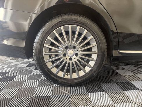 Used 2015 Mercedes-Benz C 300 4MATIC Sedan image 24