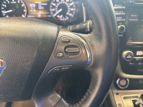 Used 2020 Nissan Murano SL w/ Moonroof Package image 13