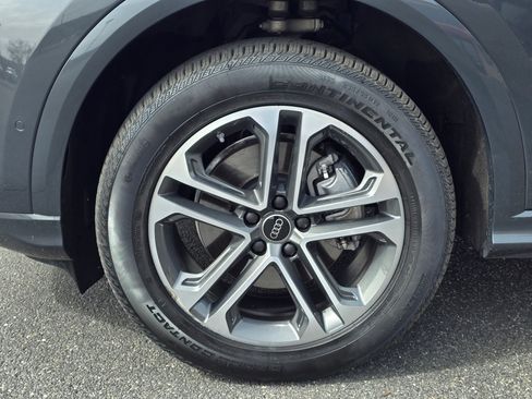 Certified 2025 Audi Q5 Premium w/ Convenience Package image 58