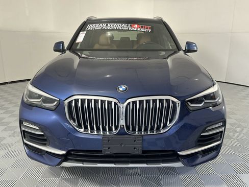 Used 2019 BMW X5 xDrive40i w/ Convenience Package AWD/4WD image 3