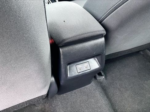 Used 2024 Toyota Corolla LE FWD image 28