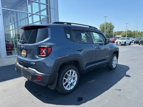 Used 2022 Jeep Renegade Latitude w/ Convenience Group image 12