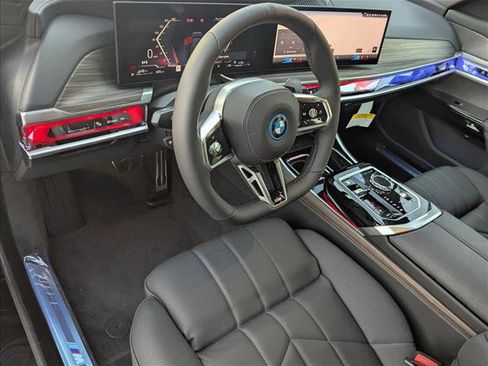 New 2026 BMW 750e xDrive 750e xDrive image 3