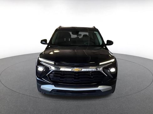 Used 2025 Chevrolet TrailBlazer LT FWD image 5