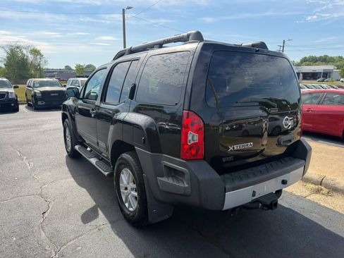 Used 2015 Nissan Xterra S w/ Value Package image 4