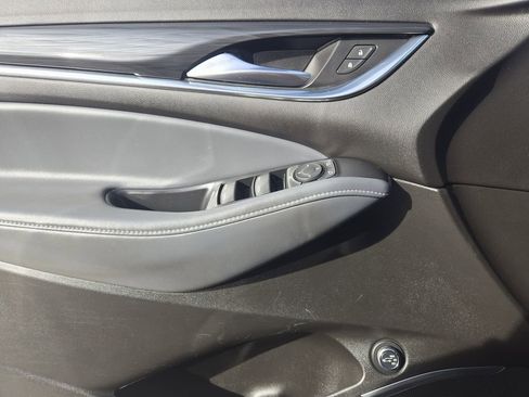 Used 2021 Buick Enclave Essence w/ Sound and Sites Package image 24