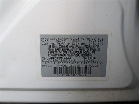 Used 2022 Nissan Kicks S image 30