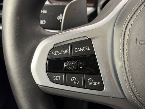 Used 2026 BMW X7 xDrive40i image 16