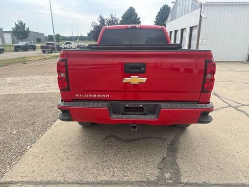 Used 2016 Chevrolet Silverado 1500 Custom w/ Custom Convenience Package AWD/4WD image 9