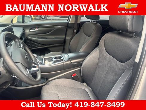 Used 2023 Hyundai Santa Fe SE FWD image 18
