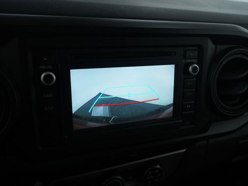 Used 2017 Toyota Tacoma SR w/ SR Convenience Package image 16