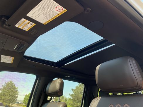 Used 2025 Ford F450 King Ranch w/ FX4 Off-Road Package image 8