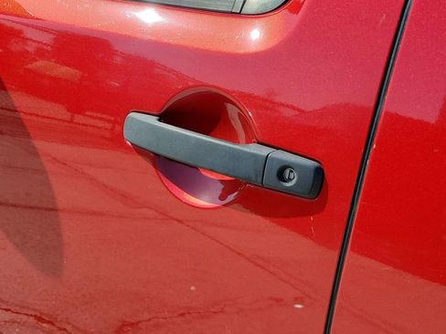 Used 2013 Nissan Xterra S w/ Value Package image 12