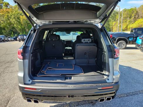 New 2026 GMC Acadia AT4 w/ LPO, Floor Liner Package AWD/4WD image 6