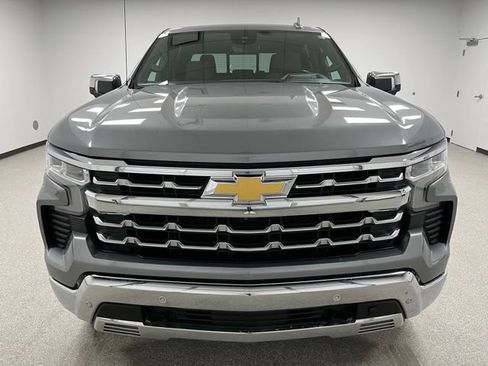 Used 2023 Chevrolet Silverado 1500 LTZ w/ Technology Package AWD/4WD image 3