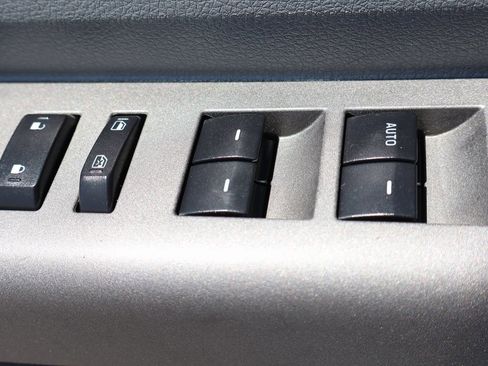 Used 2012 Ford F350 XLT w/ XLT Interior Pkg image 16