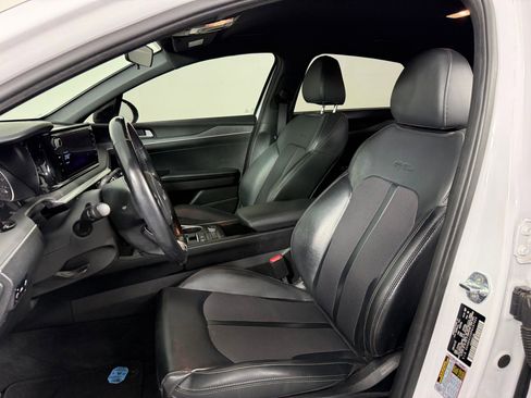 Used 2023 Kia K5 GT-Line image 5