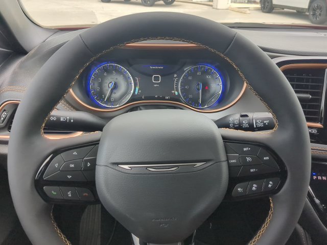 New 2027 Chrysler Pacifica Pinnacle w/ Theater Group AWD/4WD image 33