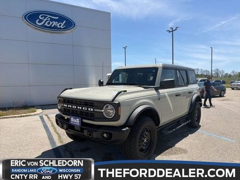 New 2026 Ford Bronco Big Bend w/ Black Diamond Package AWD/4WD image 1
