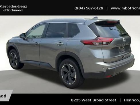 Used 2025 Nissan Rogue SV w/ SV Premium Package AWD/4WD image 8