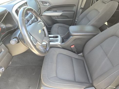 Used 2021 Chevrolet Colorado LT RWD image 13