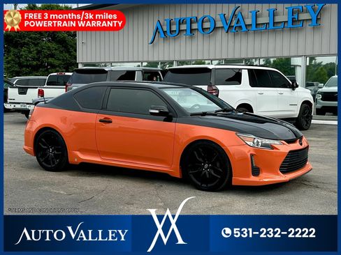 Used 2015 Scion tC FWD image 1