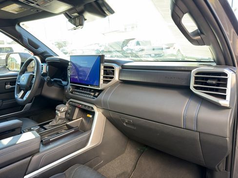 Used 2023 Toyota Sequoia Platinum image 14