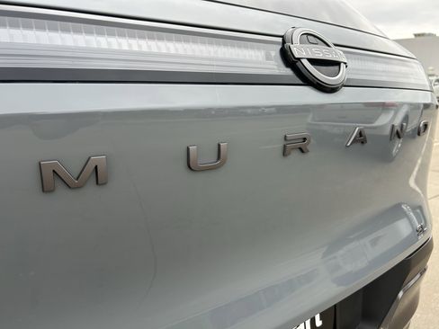 Used 2025 Nissan Murano SL AWD/4WD image 8