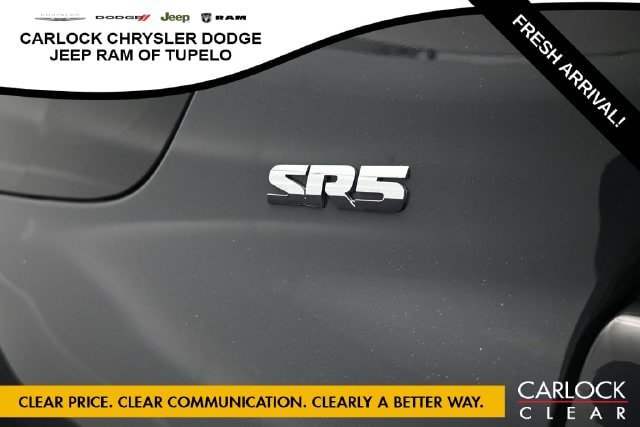 Used 2024 Toyota 4Runner SR5 Premium w/ Moonroof Package AWD/4WD image 40