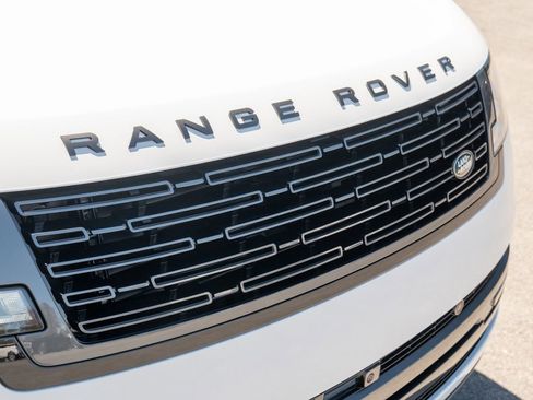 New 2026 Land Rover Range Rover SE AWD/4WD image 15