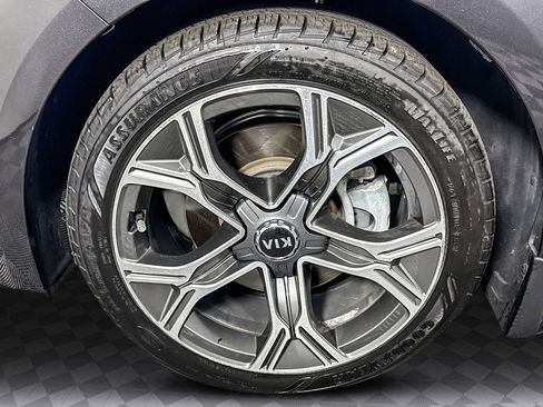 Used 2020 Kia Stinger GT-Line image 37