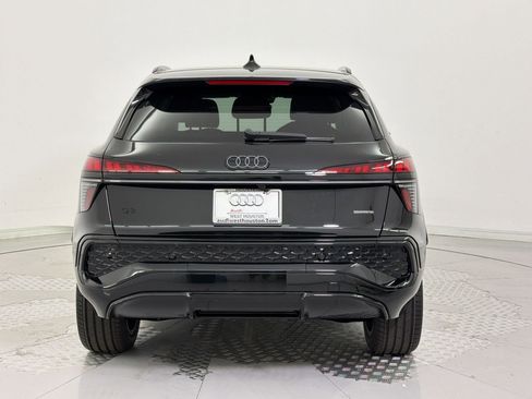 New 2026 Audi Q3 quattro 2.0T AWD/4WD image 9