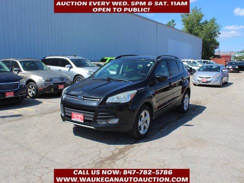 Used 2014 Ford Escape SE w/ Equipment Group 201A AWD/4WD image 1