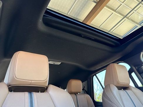 Used 2025 Toyota 4Runner 4WD image 26