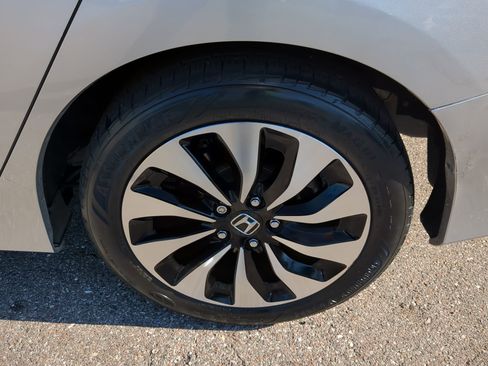 Used 2014 Honda Accord EX-L image 34