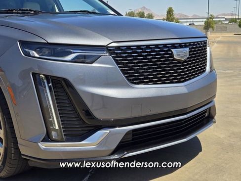 Used 2021 Cadillac XT6 Premium Luxury FWD image 8