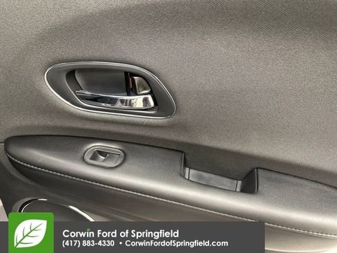 Used 2022 Honda HR-V EX image 15