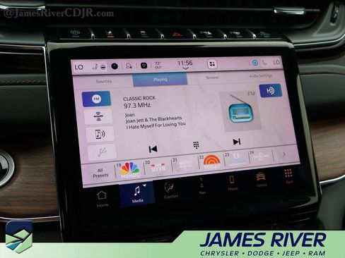 Used 2022 Jeep Grand Cherokee Summit w/ Advanced Protech Group IV AWD/4WD image 35